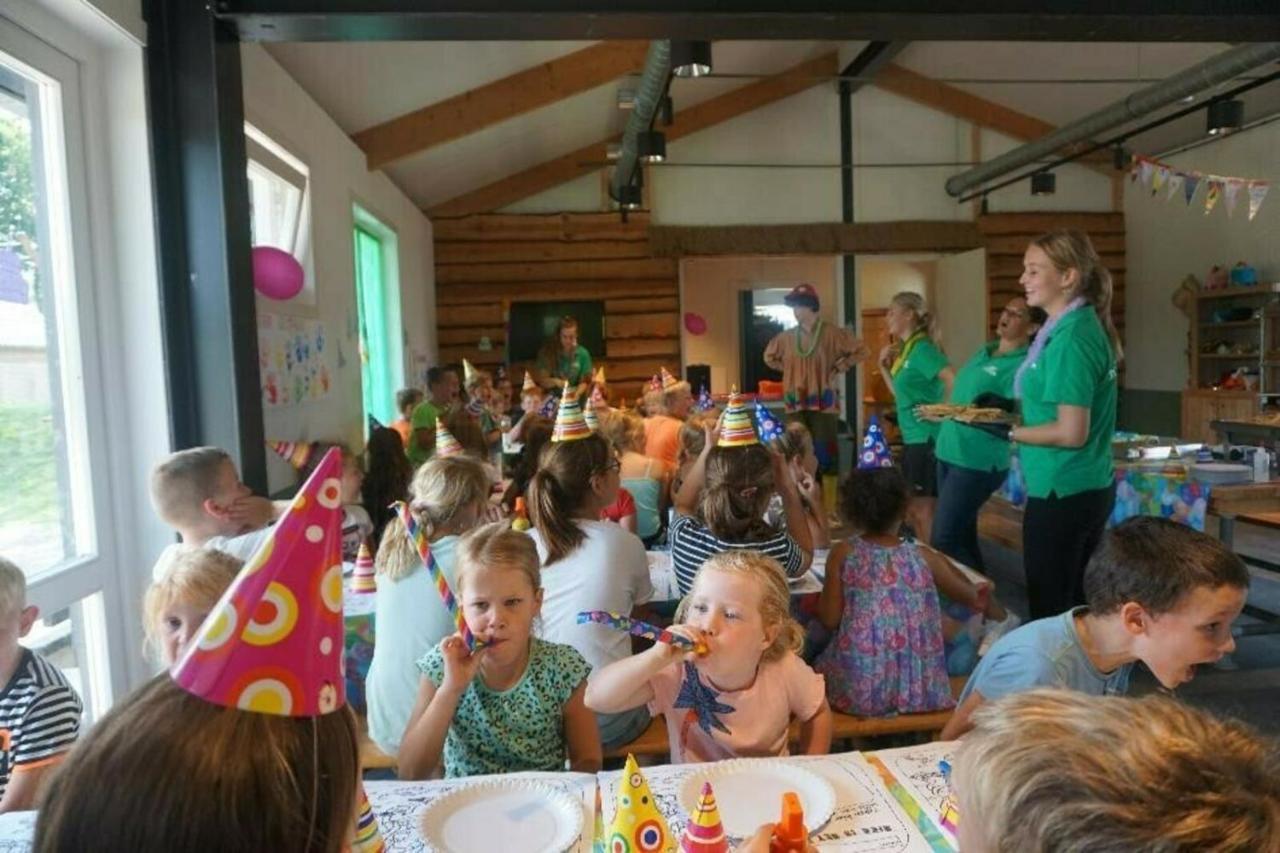 פורטהאוזן 18 Persoons Veluwe Villa מראה חיצוני תמונה